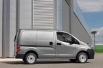 ניסאן NV200
